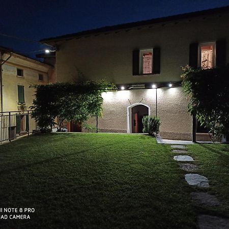 Casa Olmi Dependance Leilighet Castiglione dʼIntelvi Eksteriør bilde