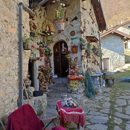 Casa Olmi Dependance Leilighet Castiglione dʼIntelvi Eksteriør bilde