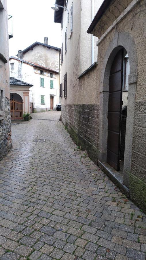 Casa Olmi Dependance Leilighet Castiglione dʼIntelvi Eksteriør bilde
